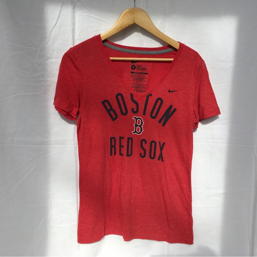 Nike Boston Red Sox V-Neck T-Shirt